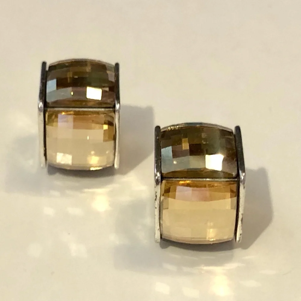 Two Brighton Ice Cube Beads in Gold-Silver Pale gold crystal with Silver edges